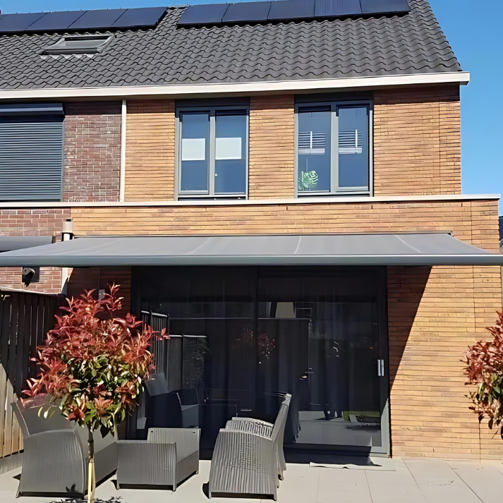 SUNFLECT® Terrasscherm op maat - Antraciet structuurlak (Ral 7016) en Antraciet-grijs gestreept 31509 Doek